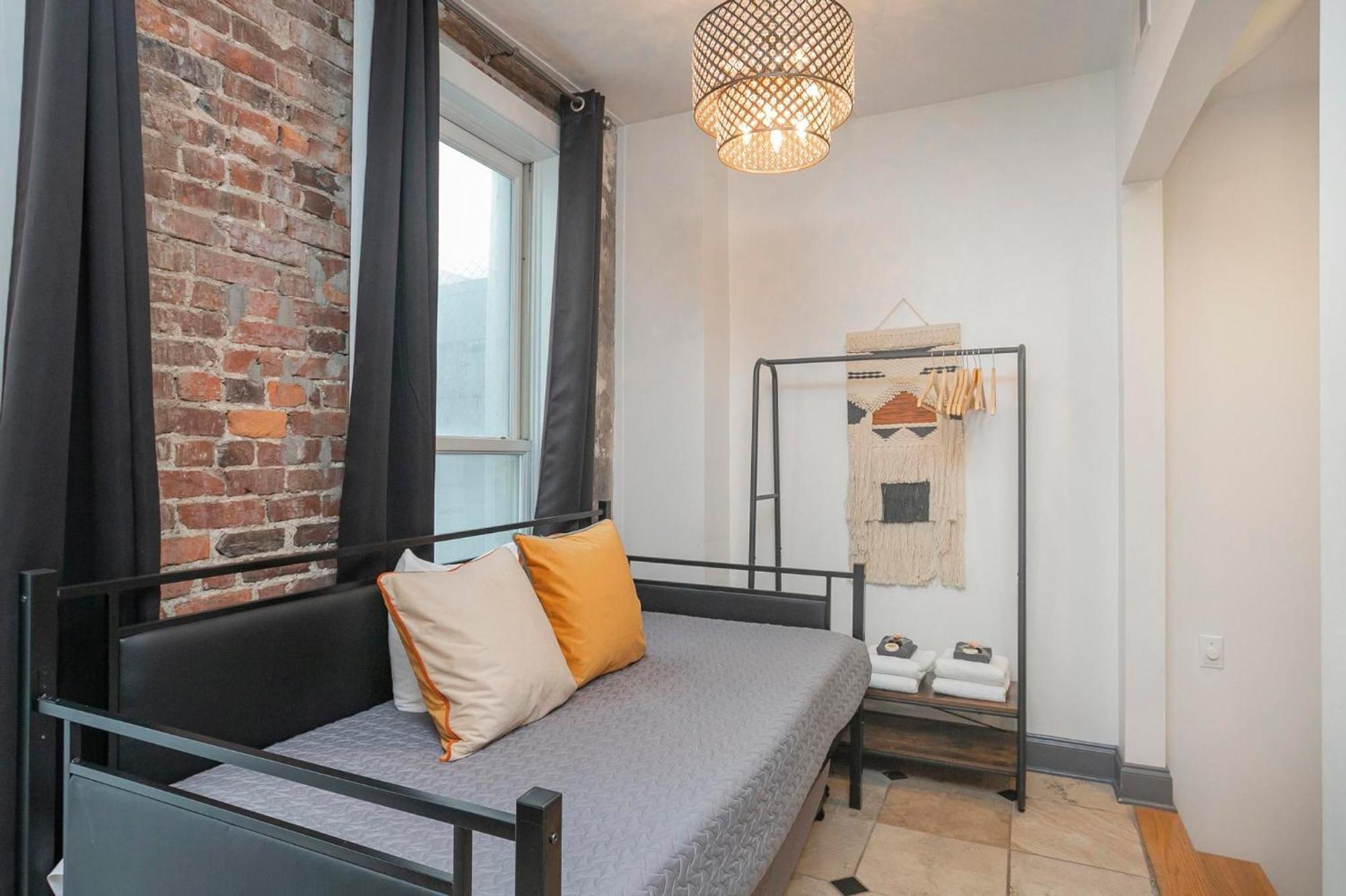 Loft Literally On Broadway Live Music & Bars ナッシュビル エクステリア 写真